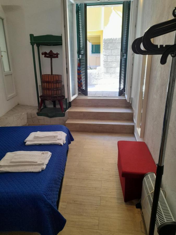 Cinque Terre La Casa Del Vignaiolo Hotell Riomaggiore Exteriör bild