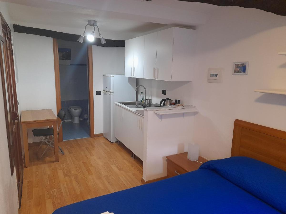 Cinque Terre La Casa Del Vignaiolo Hotell Riomaggiore Exteriör bild